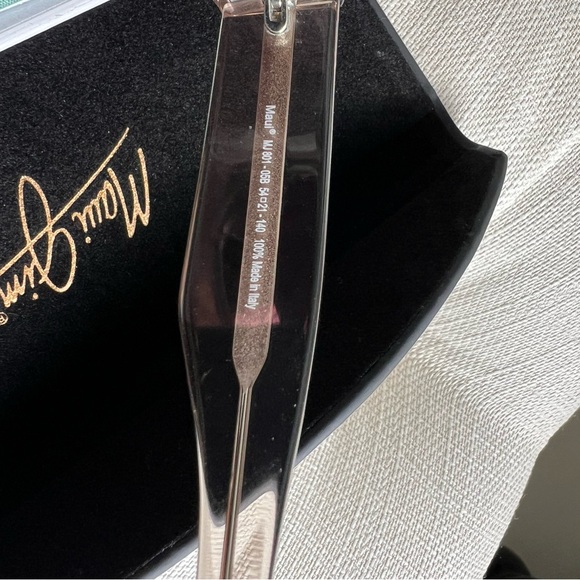 Maui Jim Women's Sunglasses - Clear and Purple - Picture 4 of 5